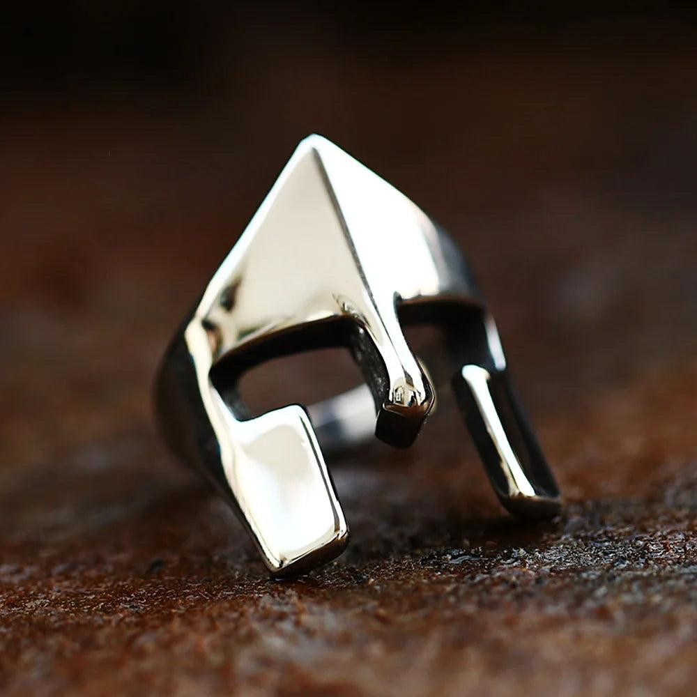 2️⃣ Ancient Spartan Warrior Ring Stainless Steel Punk Biker Amulet Ring for Men