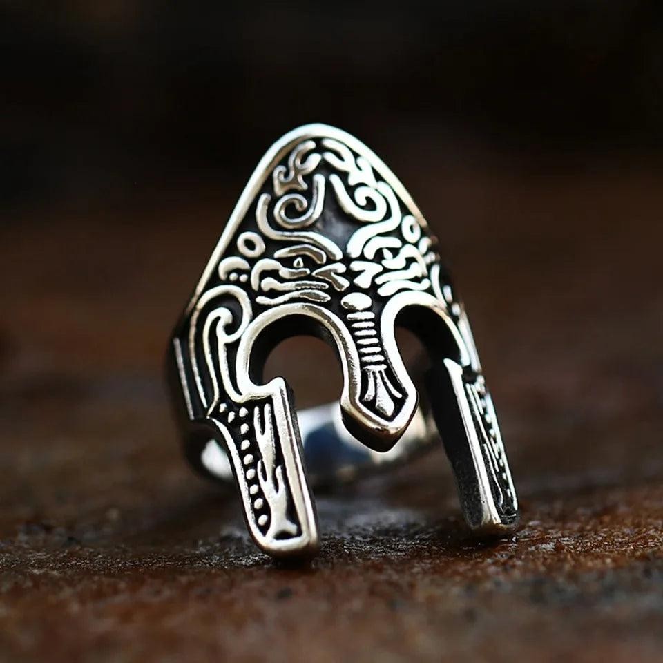 2️⃣ Ancient Spartan Warrior Ring Stainless Steel Punk Biker Amulet Ring for Men