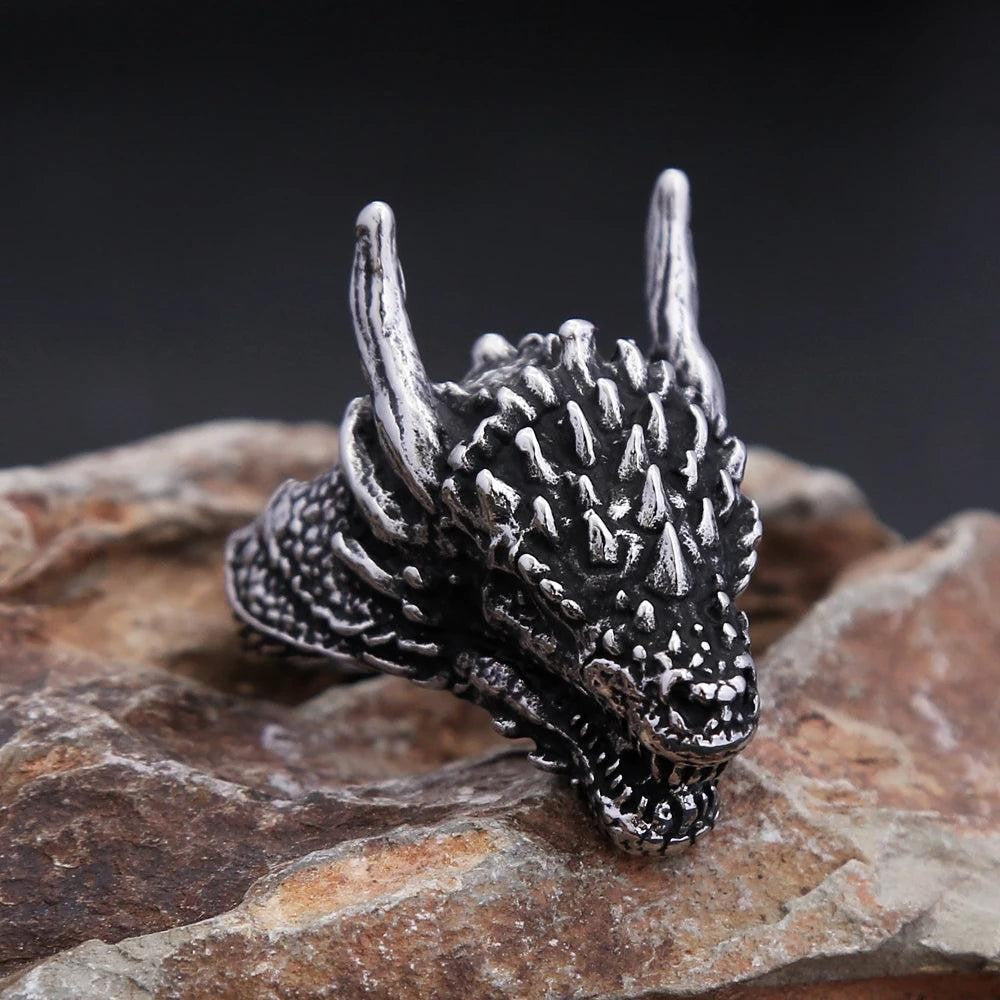 1️⃣ Viking Dragon Head Ring Stainless Steel Nordic Biker Amulet Ring Men