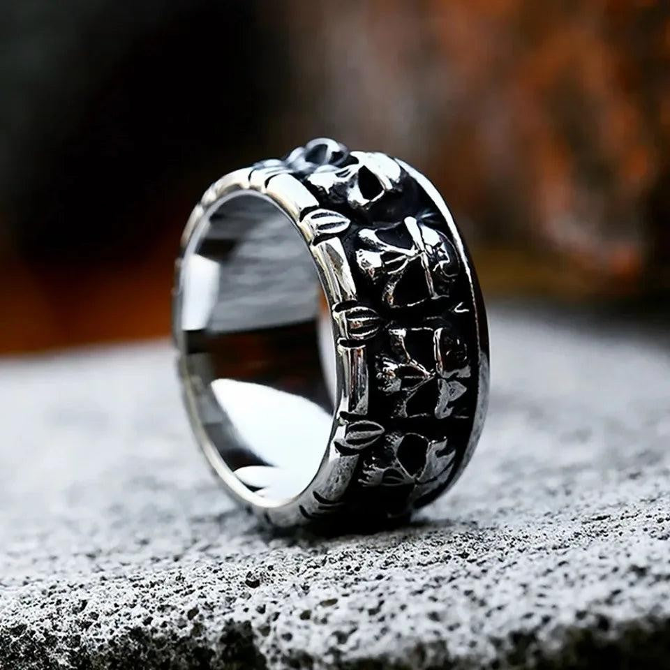 Vintage Skull Ring Stainless Steel – Gothic Punk Hip Hop Skeleton Ring Unisex