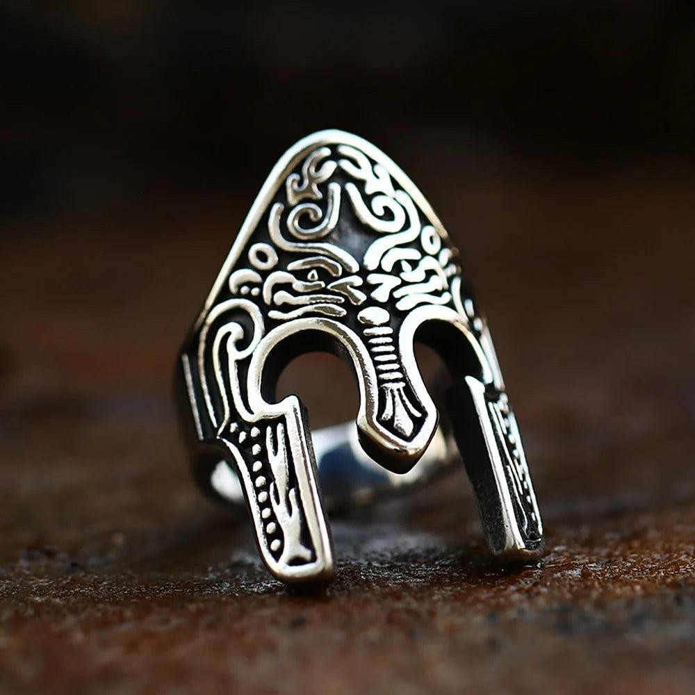 2️⃣ Ancient Spartan Warrior Ring Stainless Steel Punk Biker Amulet Ring for Men
