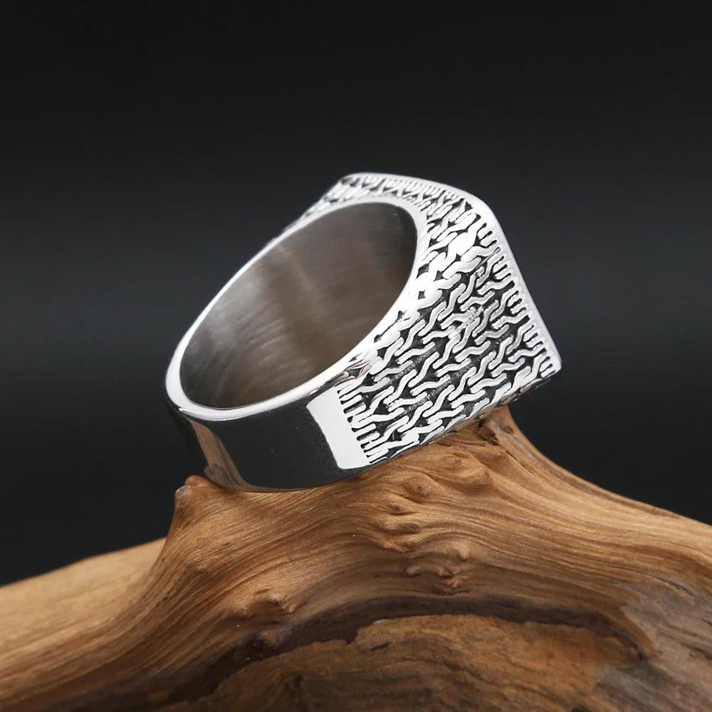 2️⃣ Creative Pattern Ring Stainless Steel Punk Fashion Ring Men Women