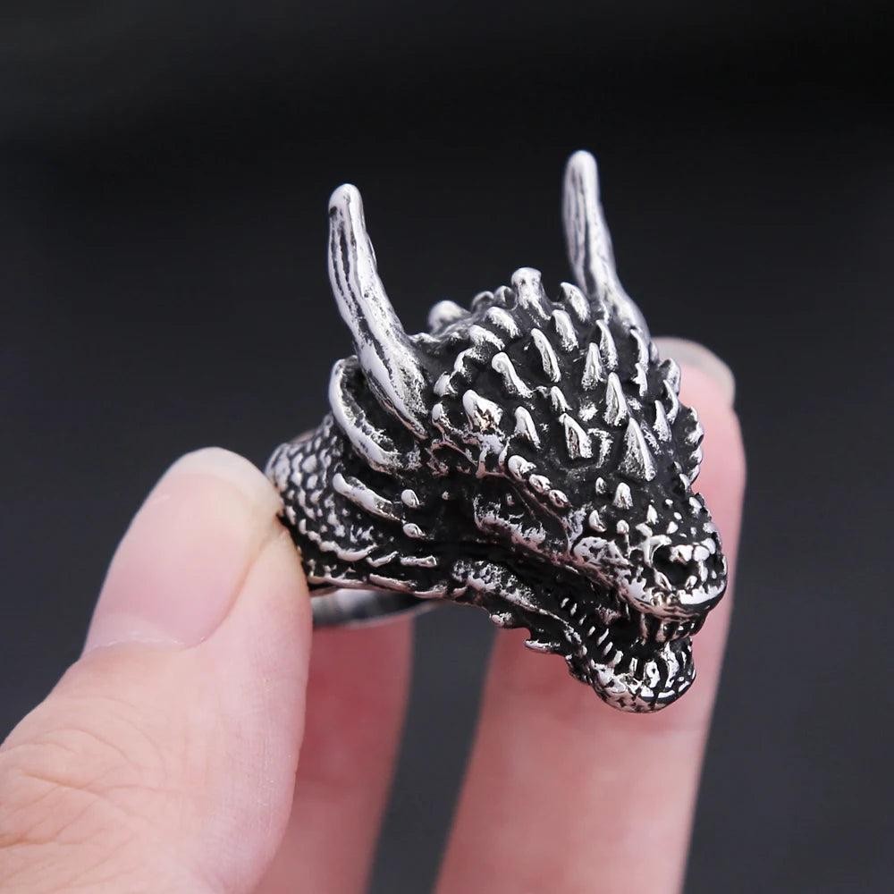 1️⃣ Viking Dragon Head Ring Stainless Steel Nordic Biker Amulet Ring Men