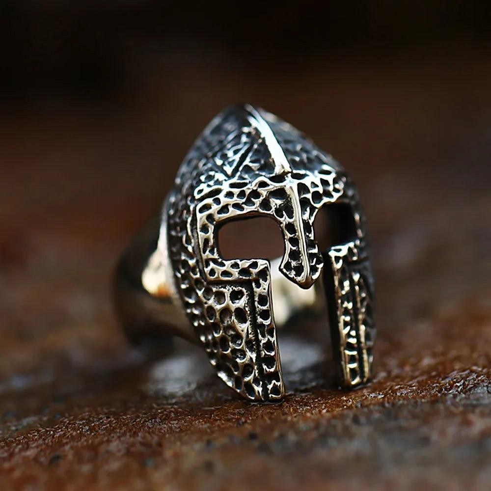 2️⃣ Ancient Spartan Warrior Ring Stainless Steel Punk Biker Amulet Ring for Men