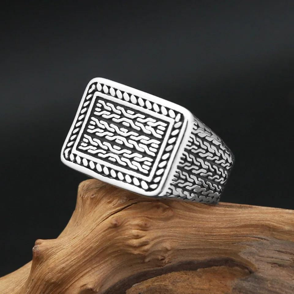 Vintage Patterned Ring 316L Stainless Steel – Hip Hop Biker Ring for Men Women