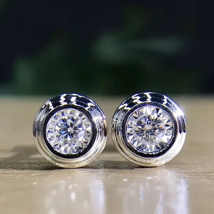 Classic Round White CZ Stud Earrings Unisex Simple Couple Gift Jewelry