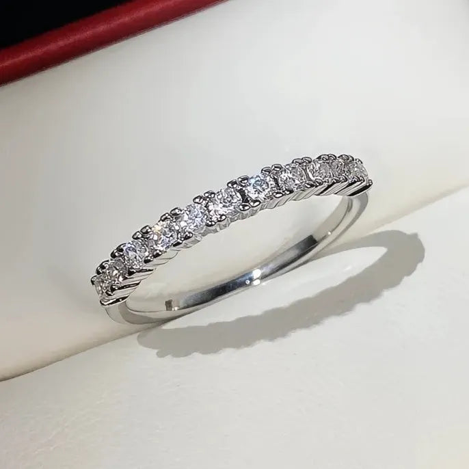 Fashion Contracted Design Women's Brass Ring with White Cubic Zirconia Wedding Party Jewelry
