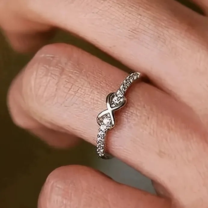 Elegant Minimalist Geometric Cubic Zirconia Wedding Band Ring for Women