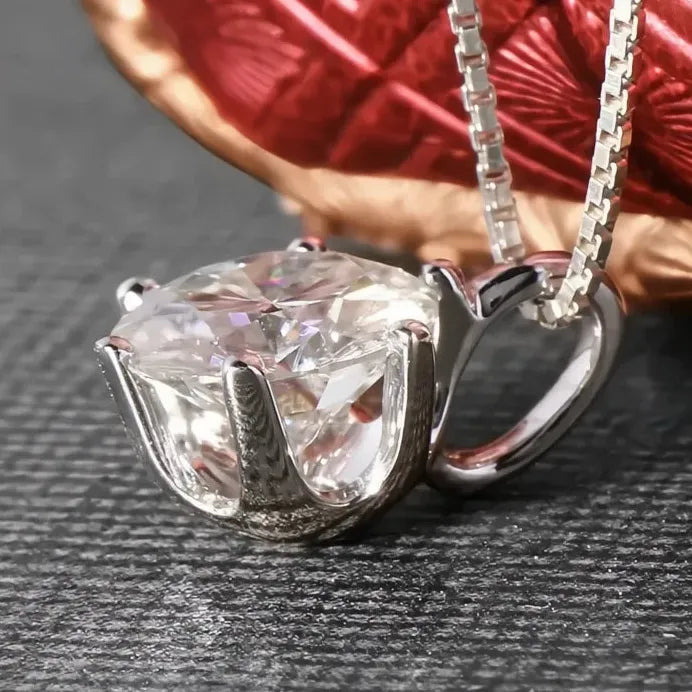 Classic Claw Cubic Zirconia Geometric Pendant Necklace for Women Bridal Jewelry