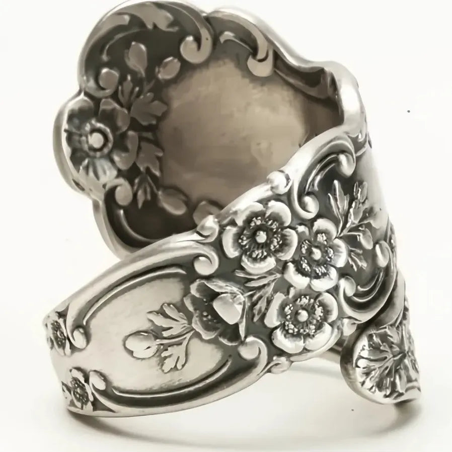 Vintage Zinc Alloy Women's Midi Ring Engraved Flower Pattern Retro Jewelry
