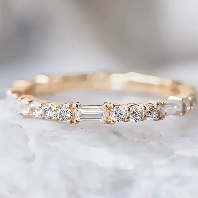 Simple Stylish Girls Fashion Rings for Party Daily Wear Cubic Zirconia Brass Jewelry Silver Gold Color