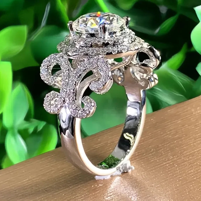 Aesthetic Design Women's Wedding Rings with Brilliant Cubic Zirconia Stone Brass Fashion Jewelry Proposal Engagement Ring