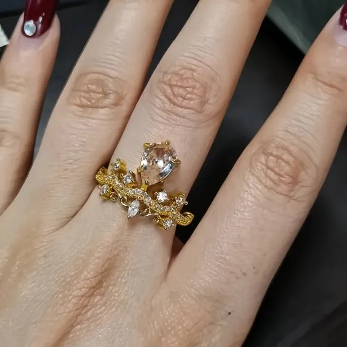 Luxury Gold Crown Wedding Band with AAA Cubic Zirconia Inlay for Women