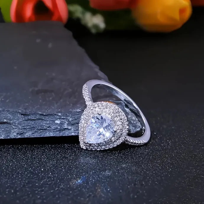 Water Drop Pear Shaped Cubic Zirconia Silver Plated Wedding Ring for Women