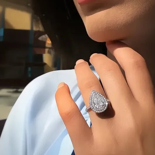 Water Drop Pear Shaped Cubic Zirconia Silver Plated Wedding Ring for Women