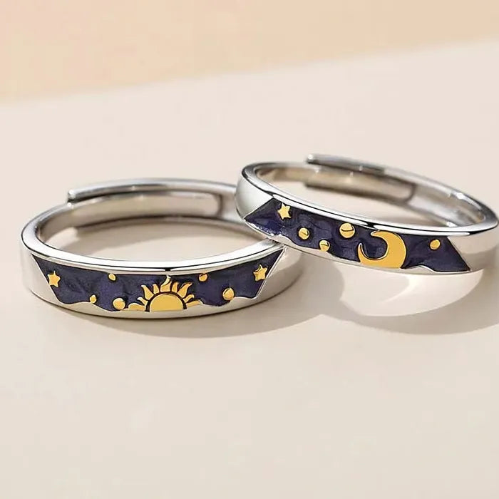 2Pcs Adjustable Astronaut Planet Rings for Women Men Trendy Jewelry