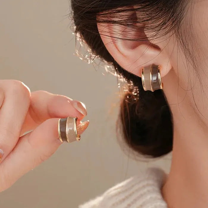 Vintage Brown Resin C-Shape Enamel Stud Earrings for Women Metal Jewelry
