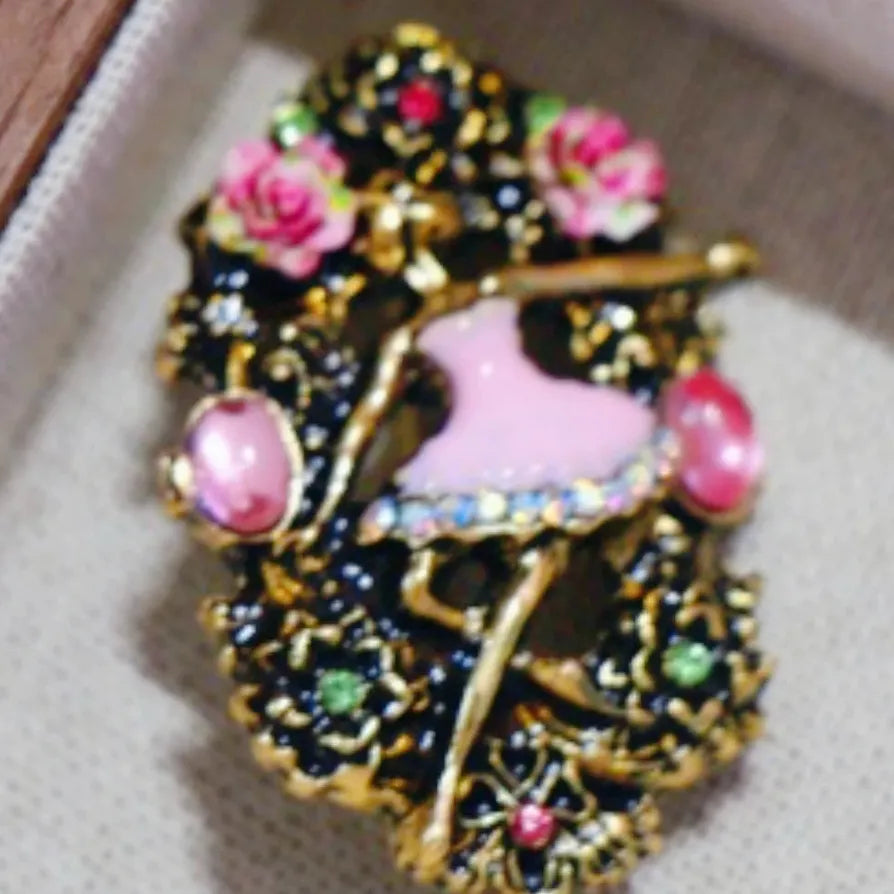 Luxury Openwork Dancer Brooch Classic Elegant Gift for Men Women