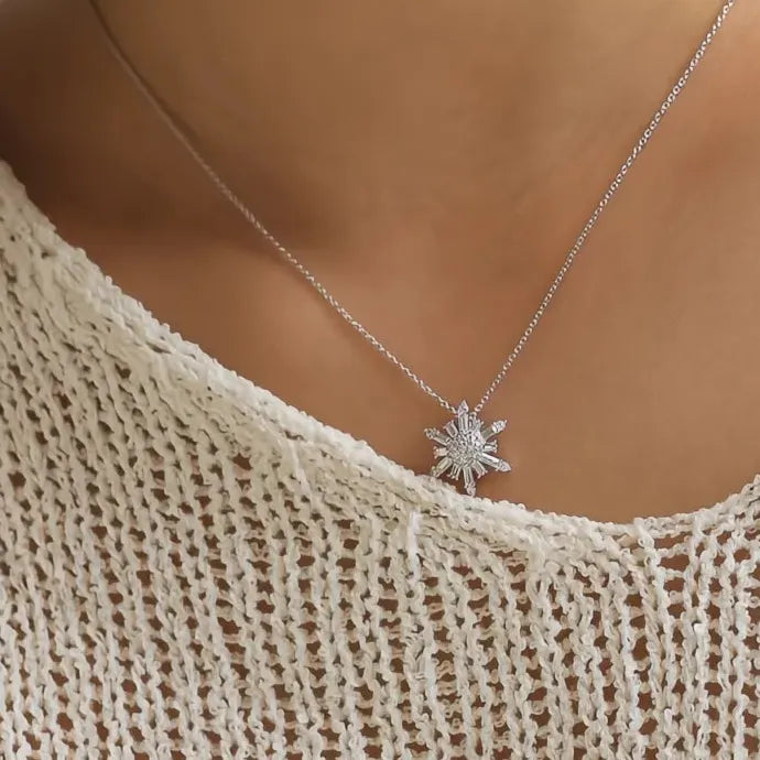 Snowflake Cubic Zirconia Pendant Necklace Copper Alloy Engagement Jewelry