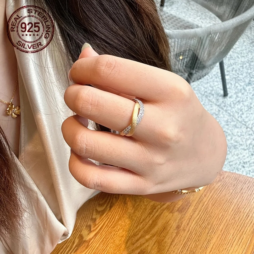 2026 New Delicate 18K Gold Plated Cross Twisted Mobius Ring 925 Silver Retro Rings For Women Banquet Fine Jewelry