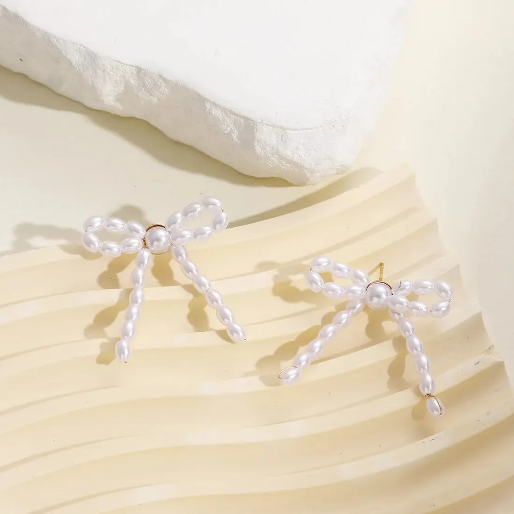 Vintage Baroque Pearl Bowknot Stud Earrings for Women Elegant Jewelry Gift