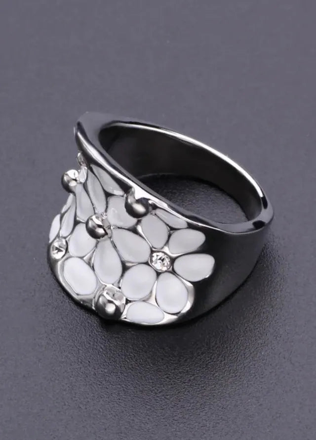 Creative Zinc Alloy Women's Rose Flower Rings Wedding Engagement Jewelry
