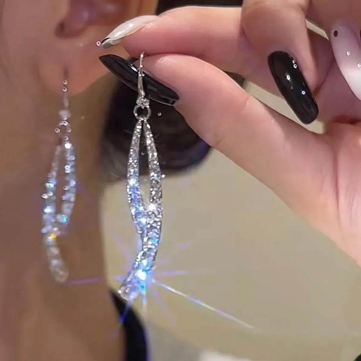 Elegant Light Luxury Long Tassel Copper Earrings Women Geometric Drop Design