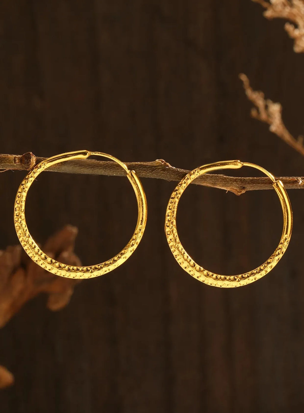 Simple Big Zinc Alloy Metal Hoop Earrings for Women Carved Serrated Circle