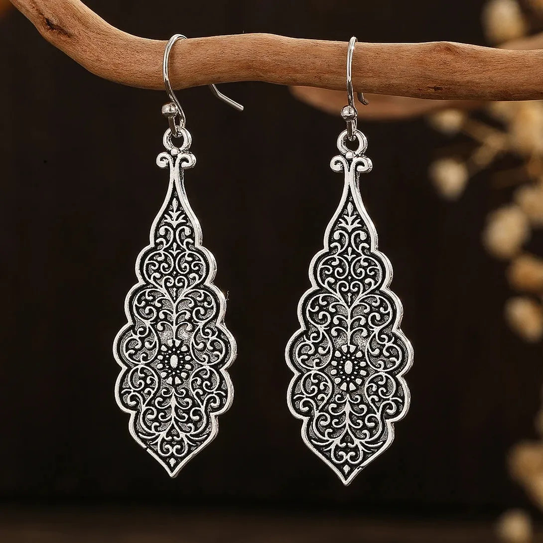 Vintage Leaf Flower Drop Earrings for Women Zinc Alloy Wedding Party Jewelry