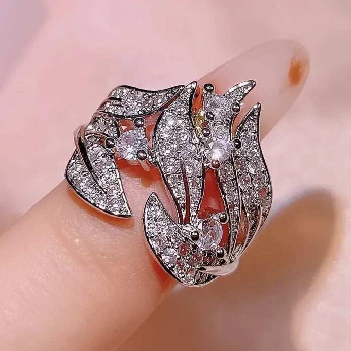 Luxury Leaf Design Full Paved Bling CZ Stone Bridal Wedding Ring 2022