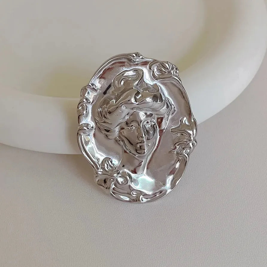 French Style Stainless Steel Portrait Brooch Waterproof Jewelry for Men Women