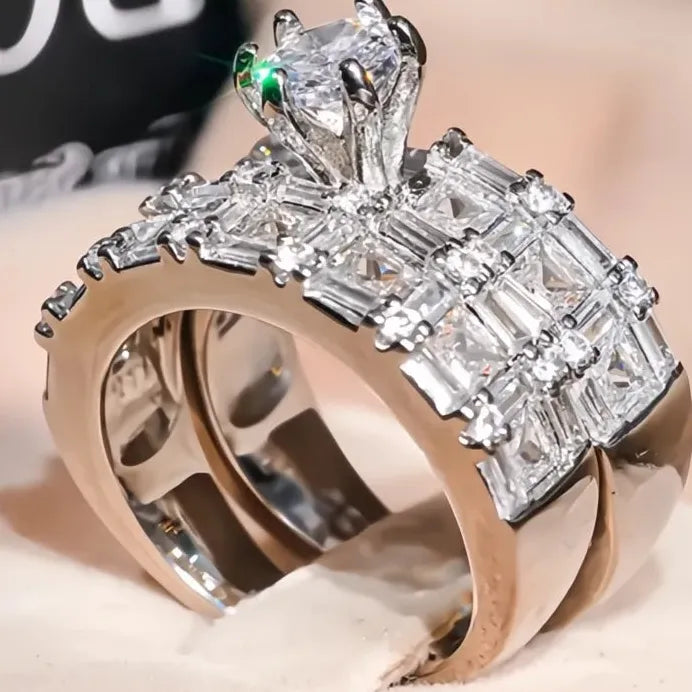 Elegant Luxury Women Cubic Zirconia Bridal Wedding Ring Set