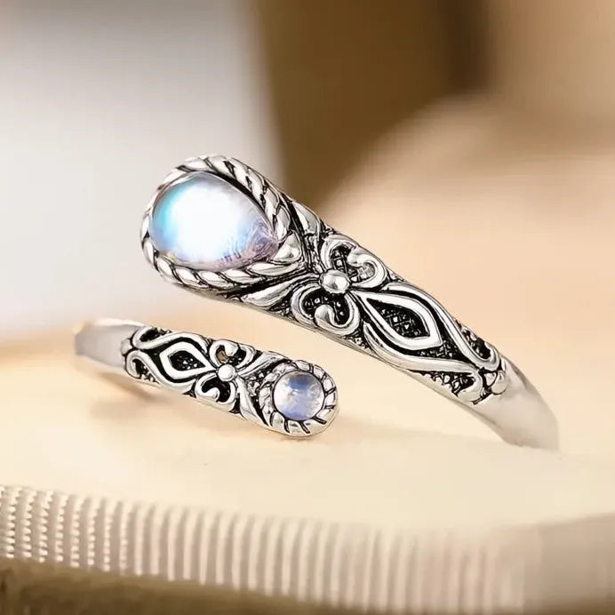 Adjustable Retro Geometric Flower Ring with Pear & Round Imitation Moonstone