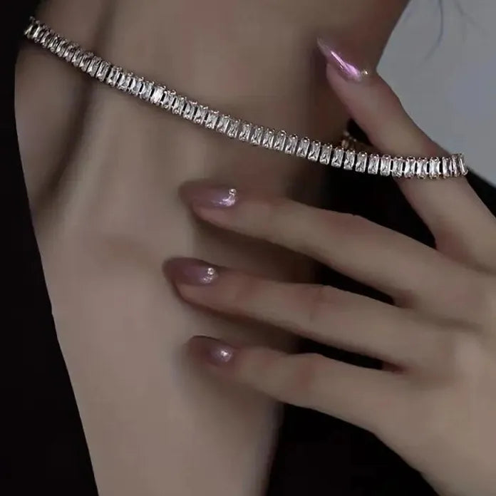 Luxury Rhinestone Geometric Circle Choker Necklace for Women Fashion Jewelry