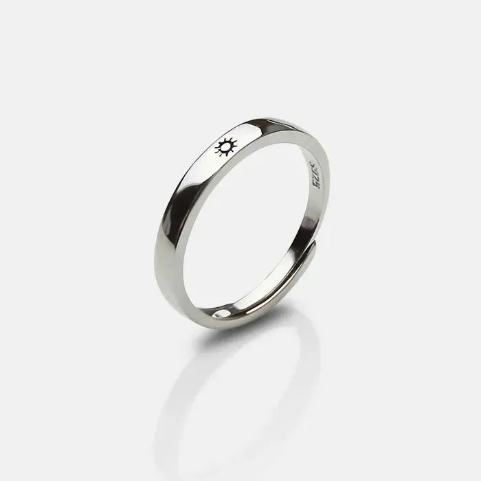 2Pcs Adjustable Astronaut Planet Rings for Women Men Trendy Jewelry