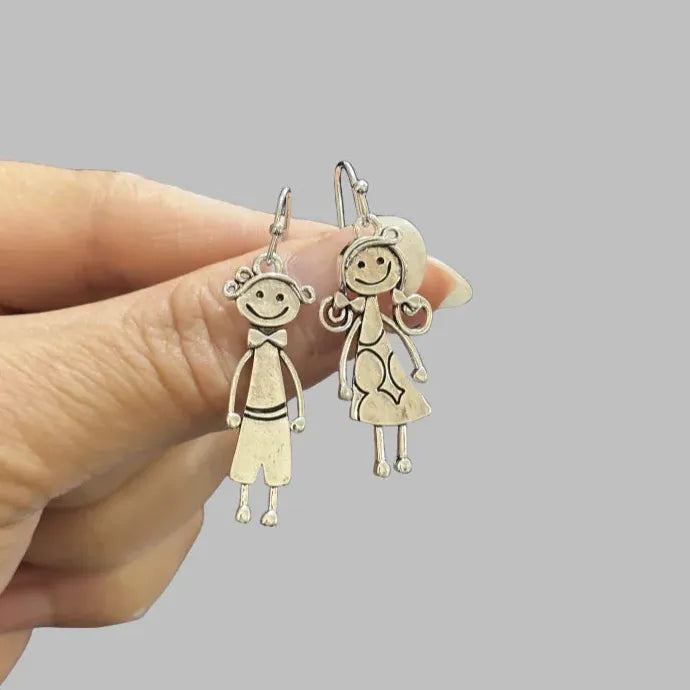 Creative Retro Couple Character Metal Pendant Earrings for Women Daily Wear