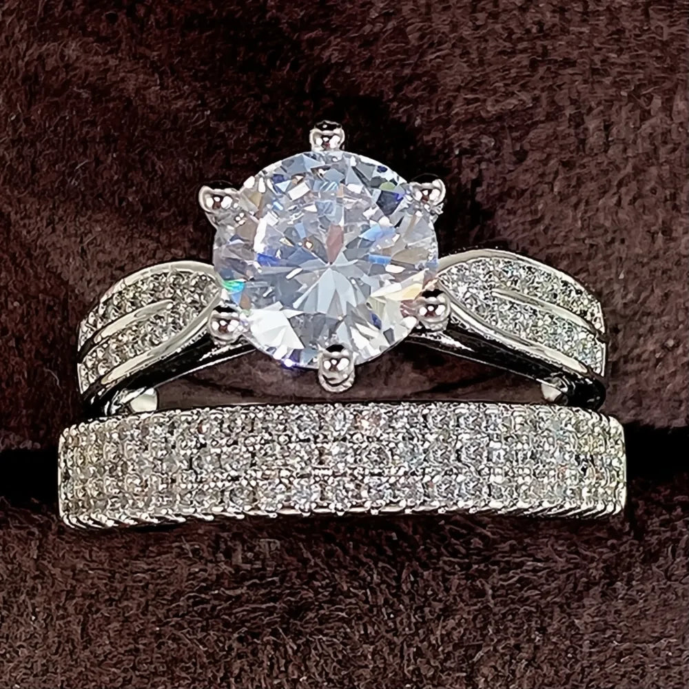 2 Pcs Shiny Square Stack Rings Set with Round Sparkly Zirconia Inlaid Metal Bridal Jewelry for Women