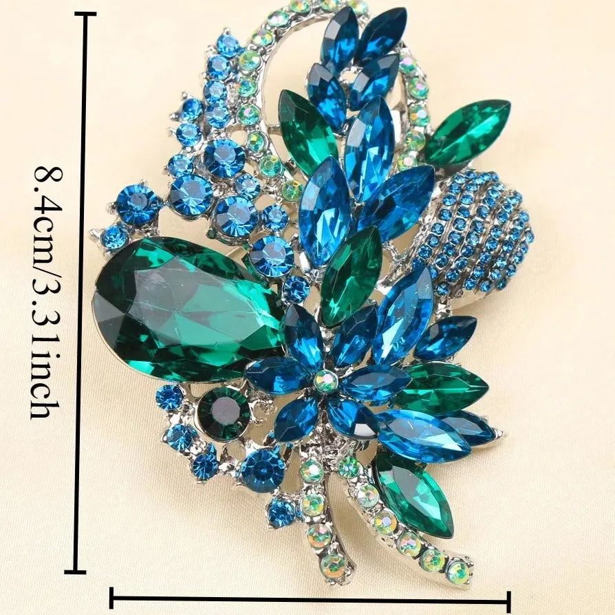 Luxury Openwork Floral Brooch Classic Gift for Men & Women