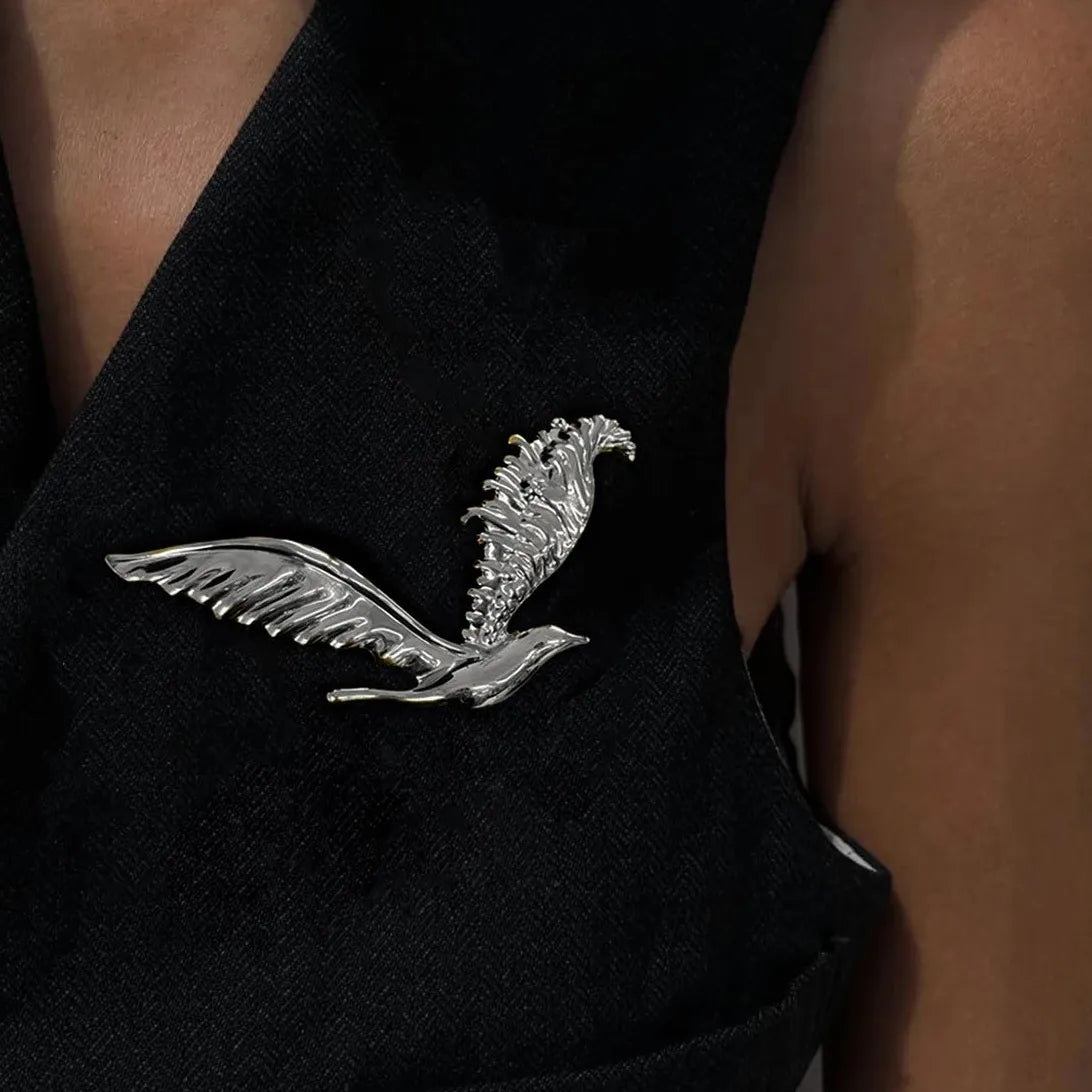 Retro Stainless Steel Eagle Brooch Classic Metal Bird Pin Jewelry for Men Women