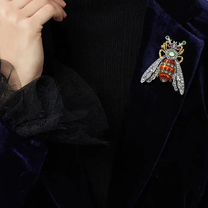 Vintage Luxury Bee Brooch Unisex Coat Pin Classic Elegant Jewelry