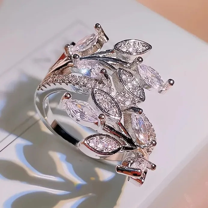 Elegant Leaf Branch Cubic Zirconia Wedding Ring for Women