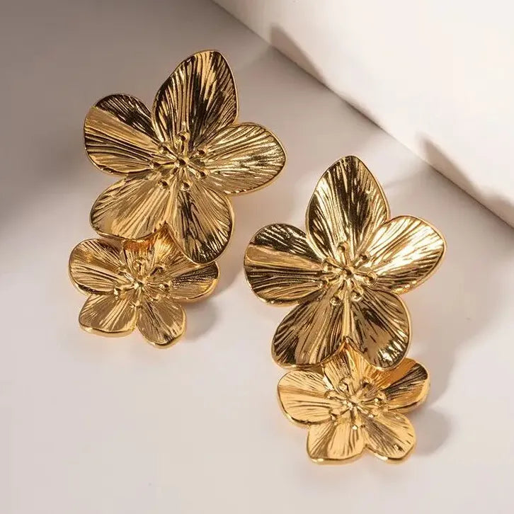 Vintage Gold Metal Flower Drop Earrings Stylish Statement Jewelry for Women
