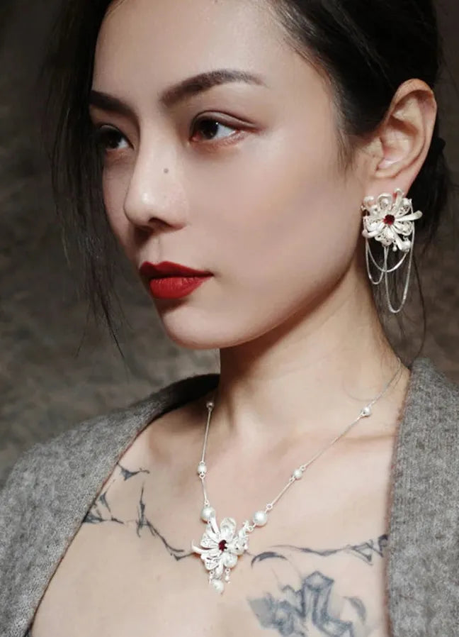Vintage Plant-Shaped Copper Stud Earrings for Women Jewelry Gifts Party