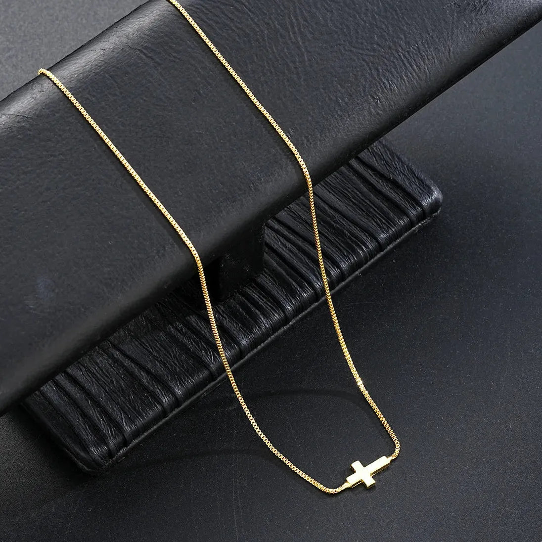 316 Stainless Steel Gold Cross Pendant Necklace Waterproof Hypoallergenic Women Jewelry