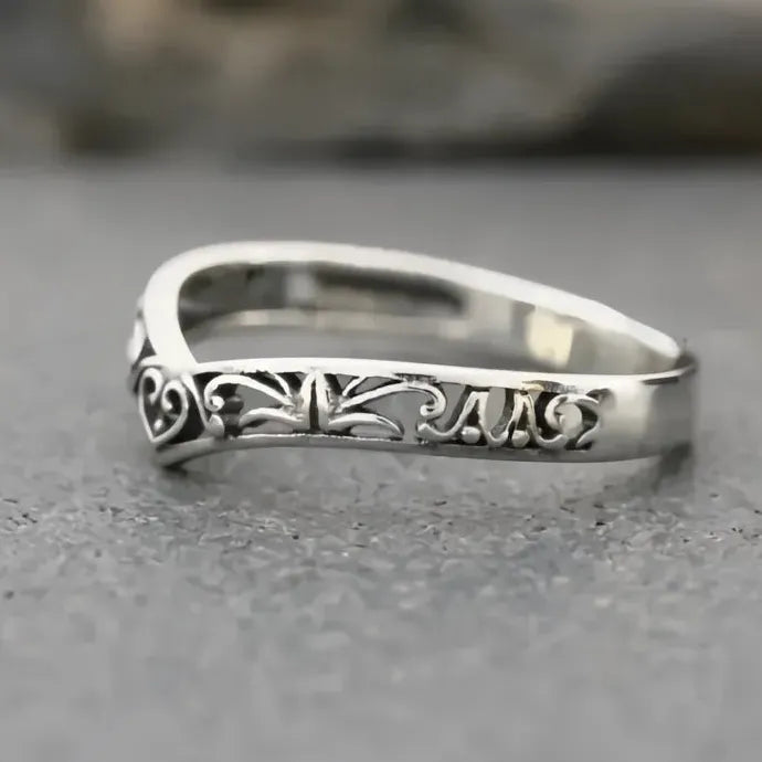V Shaped Hollow Out Finger Ring for Women Vintage Brass Jewelry