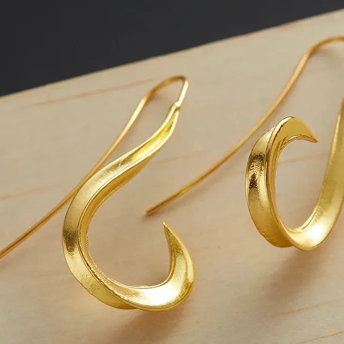 Irregular Twisted Metal Drop Earrings for Women Geometric Gold Waves Jewelry