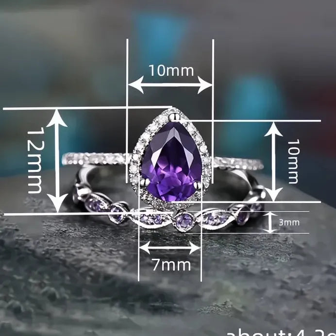 Elegant 2-Piece Women's Wedding Engagement Ring Set with Geometric Design