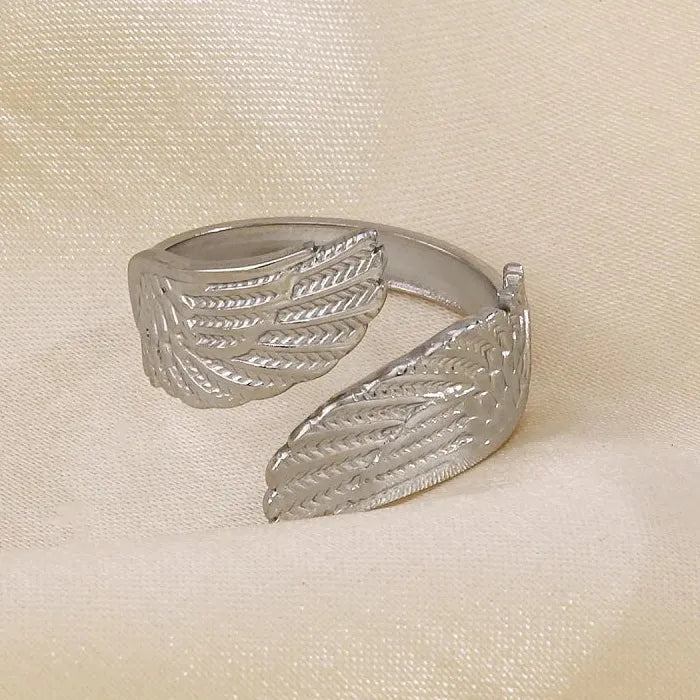 Adjustable Gold Color Stainless Steel Leaf Ring for Women Nature Jewelry