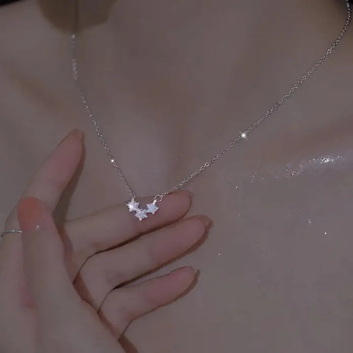 Dopamine Glitter Star Charm Zinc Alloy Choker Necklace Women Y2K