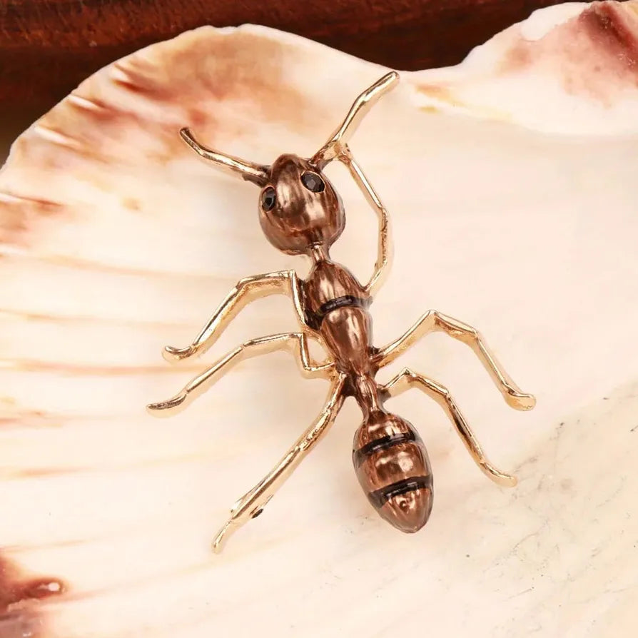 Luxury Classic Ant Brooch Jewelry Gift for Women and Men